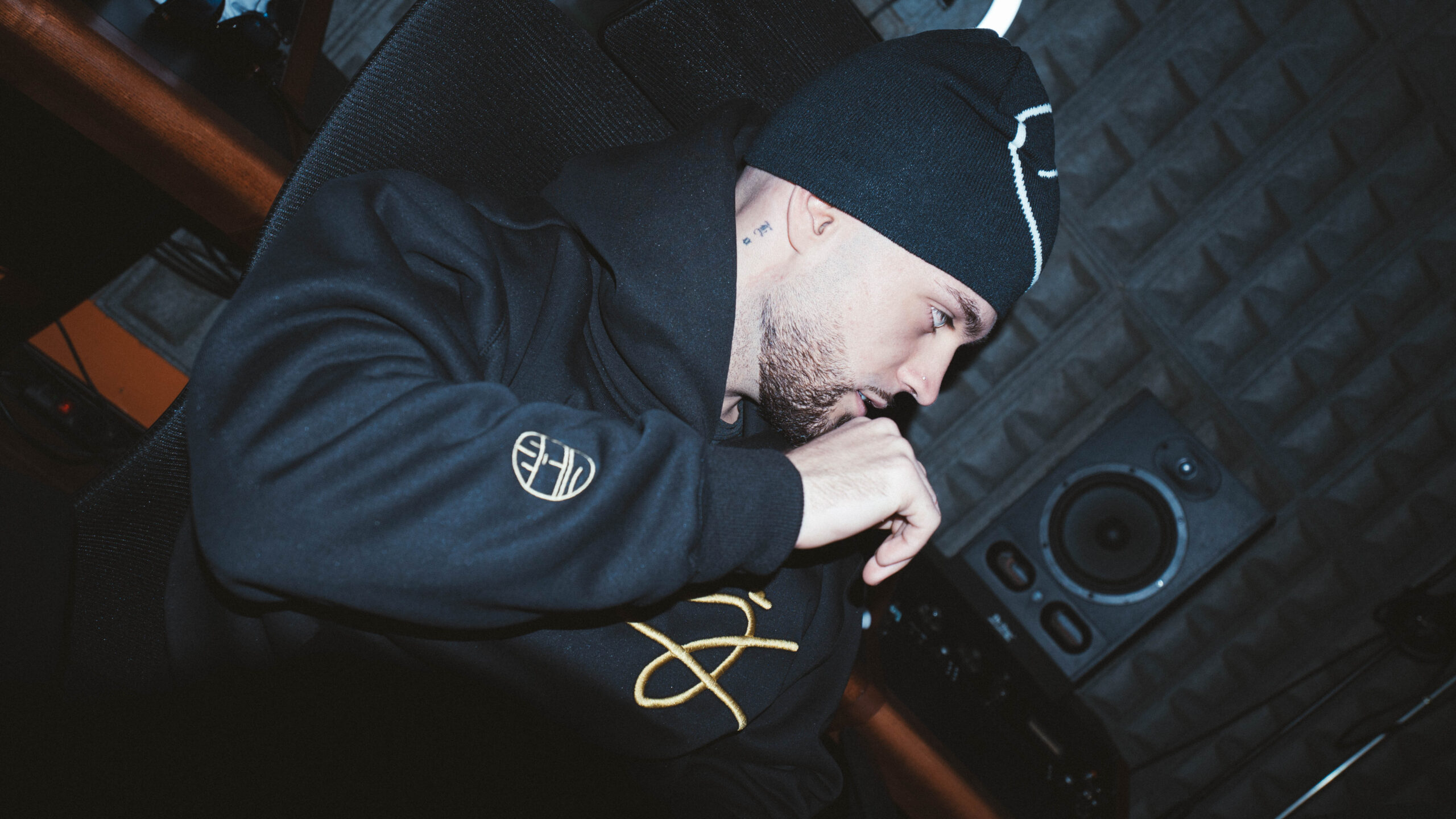 PREMIUM HOODIE - Imagen 5